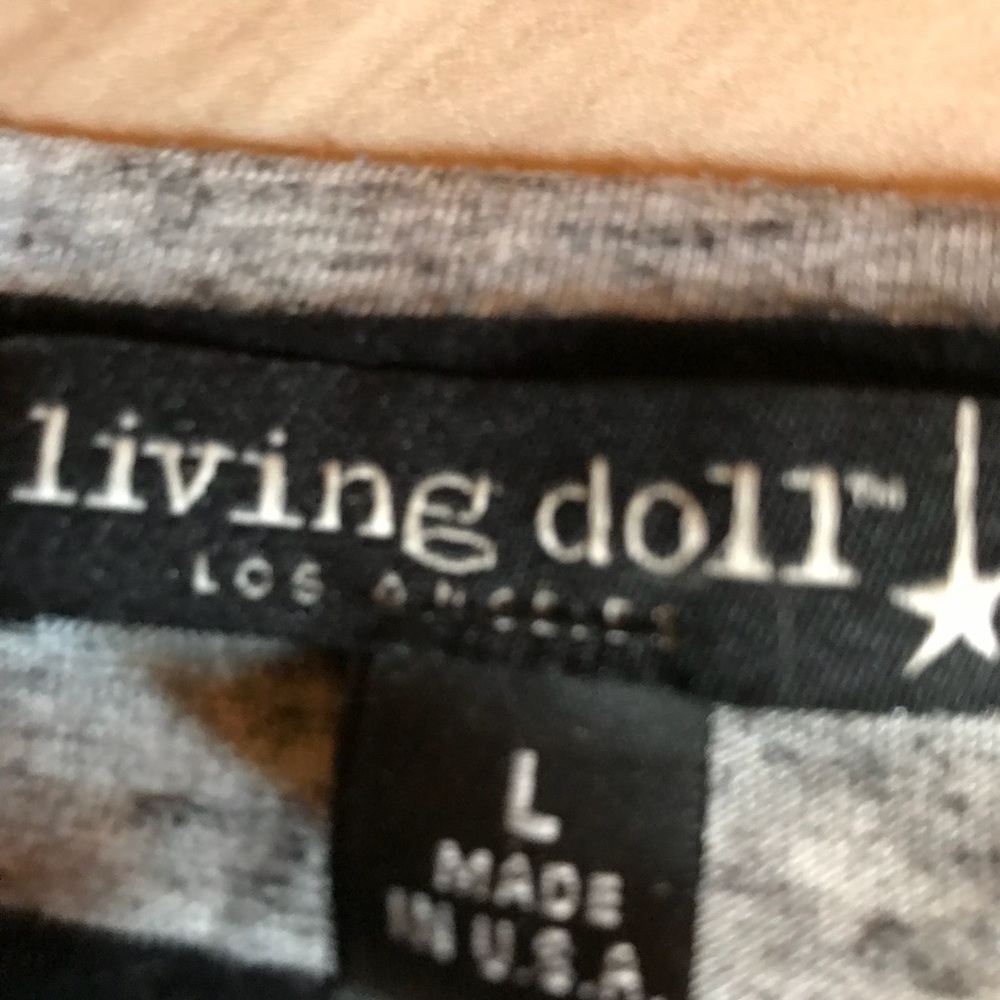 Shirt - Picture 2 of 2